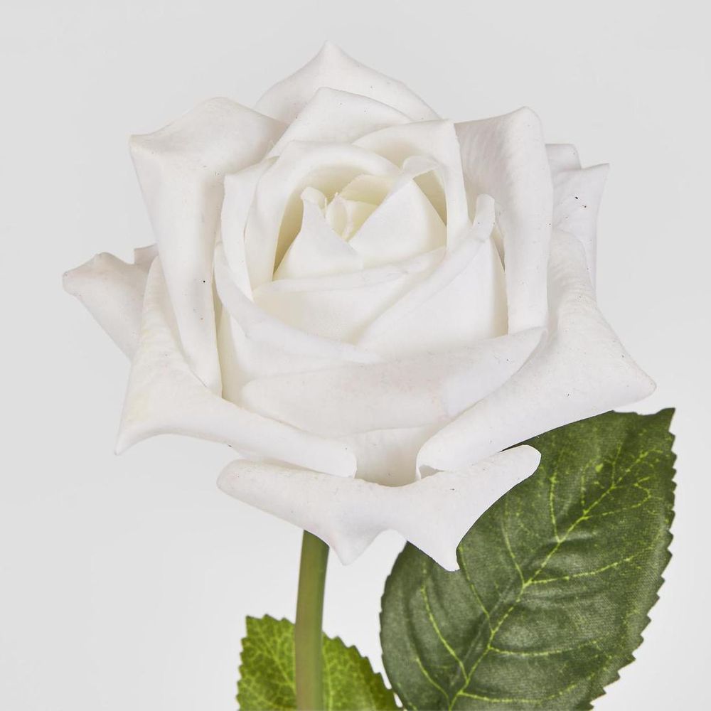 Ingrid Rose Real Touch Winter White
46cm image 3